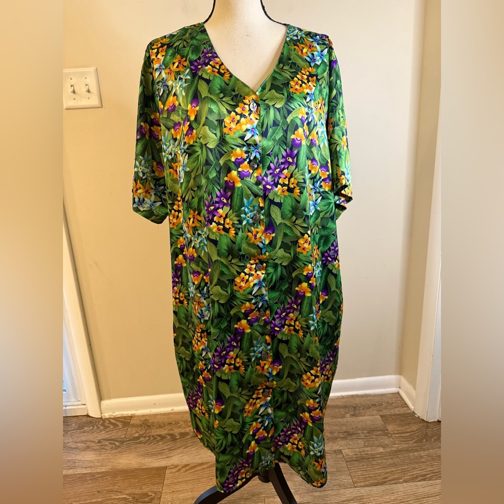 Cabernet Tropical Green Floral Satin Chemise